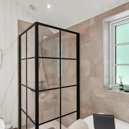 Σπίτι διακοπών 3 Bedroom Awesome In *